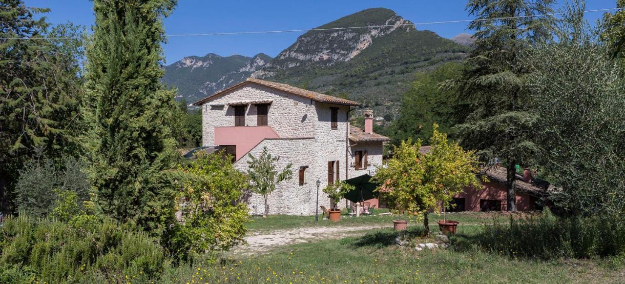Agriturismo I Melograni Ferentillo Екстер'єр фото